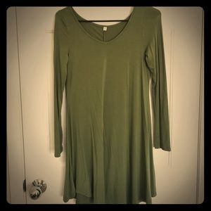 Long sleeve T-shirt dress.